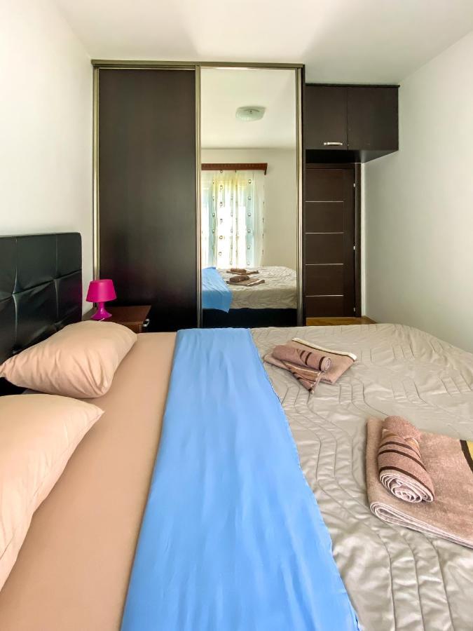 Apartments Luka Bu2 Будва Екстер'єр фото