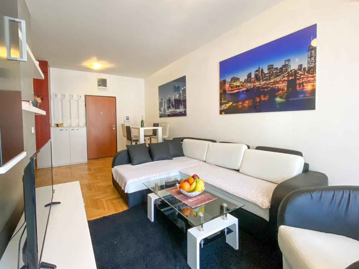 Apartments Luka Bu2 Будва Екстер'єр фото