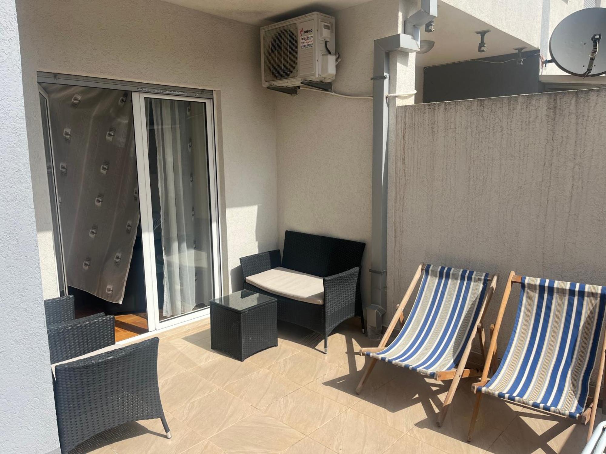 Apartments Luka Bu2 Будва Екстер'єр фото